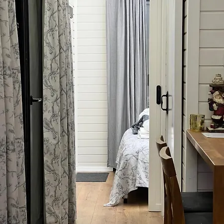 Burtree Country House, Tipi's, Treehouse & & House With Hot Tubs In A Private Garden Lodge Thirsk